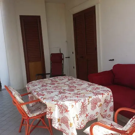 G&g לינה וארוחת בוקר 3*